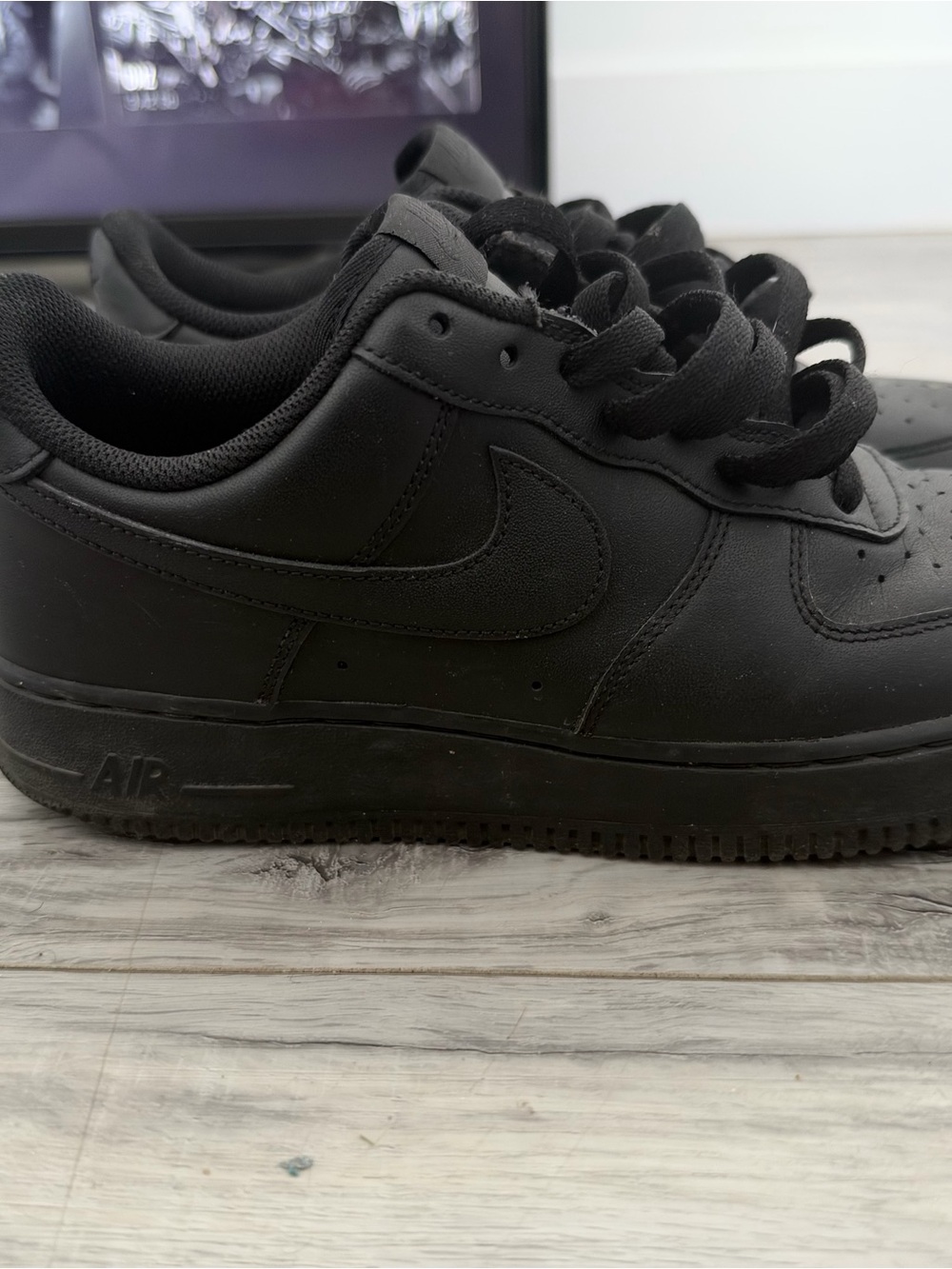 Nike Kids Black Low-Top Sneakers